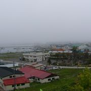 灯台は低く 霧笛は峙てり～　米町公園