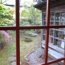 中庭を眺めたところ～