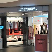 バーゲンセール開催中だった