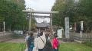 三社様と呼ばれています