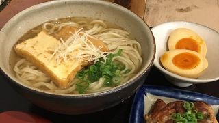 カツオ出汁でいただく自家製麺。