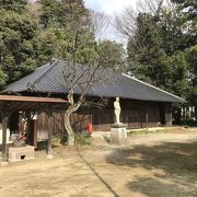 乃木神社の後ろを進むと