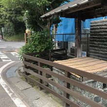 小町通りの、鶴岡八幡宮側の出口