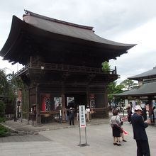 高幡不動仁王門