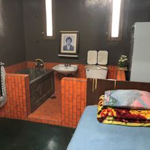 朴鍾哲が拷問死した部屋は当時の様子が再現されていました。