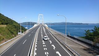 技術と美しさを兼ね備えた橋