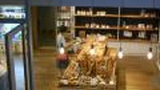 ヒルサイドテラスの地下に入っているベーカリー