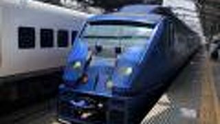 白と青のソニック