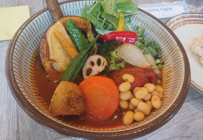 野菜を食べに行くカレー屋さん