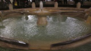 夜のスペイン広場