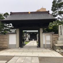 本立寺の山門