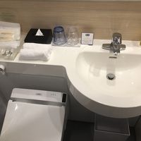 バスルーム、トイレと洗面台