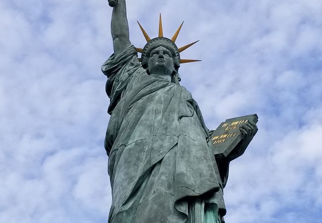 自由の女神像 パリ クチコミ アクセス 営業時間 パリ フォートラベル