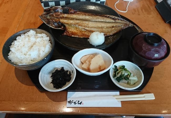 鯖焼き魚ご膳をいただきました