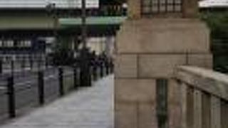 現在のものは1929年にかけかえられたものです