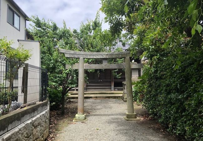 稲荷神社 (三十番神宮)