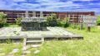 利尻島内３箇所に墓があるそうです