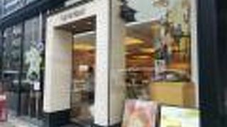 人気のケーキ屋さん♪