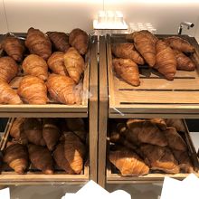 ベイクドミニクロワッサン