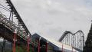 定番のジェットコースター