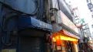 女性だけだと入りにくいです