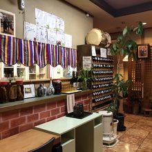 お食事終わって店内