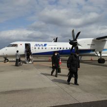 ANA4935便が対馬空港に到着しました。