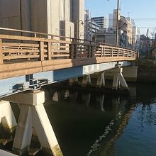 竪川と塩原橋