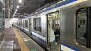 成田空港へ行くJR線