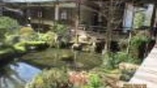 聚碧園と有清園