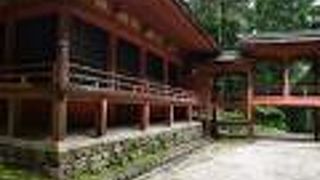 二堂を併せて「担い堂」とも呼びます