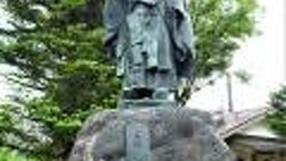 日光東照宮`東照大権現`の創建者は[天海大僧正]