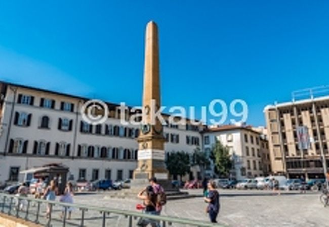 ウニタ イタリアーナ広場