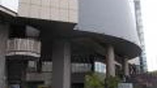 盛岡城址公園から東側のエリアにあります。