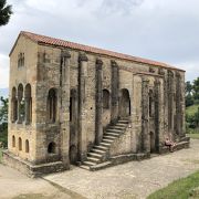 アストゥリアス建築物の一つ