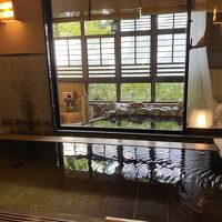 大浴場の内湯と露天風呂