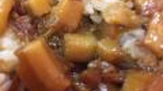 鬚張魯肉飯（フーシュィジャンルーロウファン） （台北民権店）