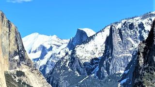 うっすらと雪化粧…目をみはる絶景！！