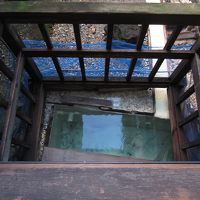 若乃湯源泉は敷地内から自噴しています。