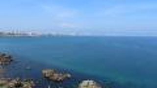 断崖絶壁だけでなく、弧を描く海岸線が素晴らしい。