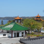 東郷湖のほとりに作られた中国風の庭園