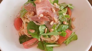 朝食からやっているお洒落カフェレストラン