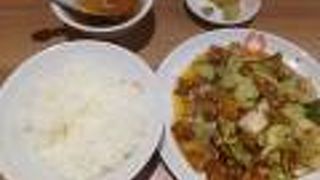 店はきれいで広いが、次はないかな。