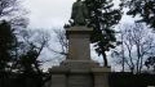 横浜港の方向を眺める