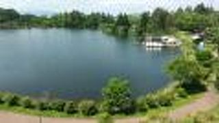 アクセスしやすい小さな湖