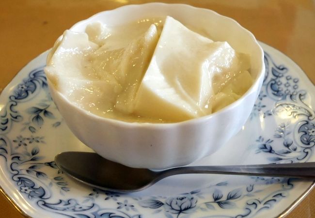 豆乳から手作りのお勧めの杏仁豆腐は中央線沿線で一番と言われているらしい(笑)