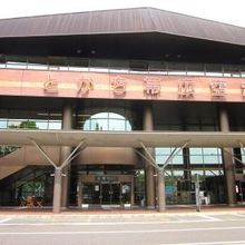 シックな雰囲気のターミナルです