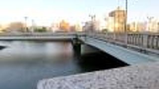 珍しいＴ字型の橋