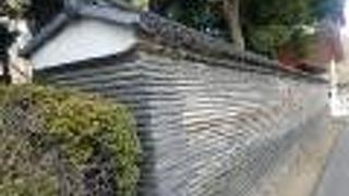 増上寺の東側の面と、北西の角の辺り