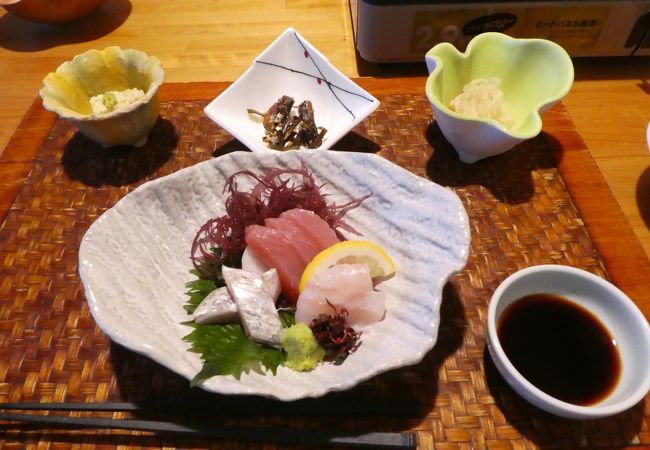 すきやき懐石の夕食を。